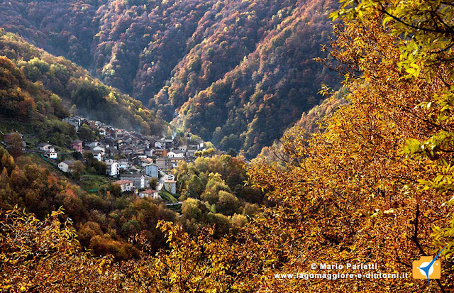 Curiglia con Monteviasco in autunno Curiglia con Monteviasco in autunno