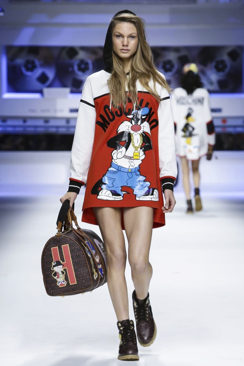 All about Fashion: Moschino Fall/Winter 2015 -Runway Looks to like