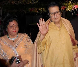 Manoj Kumar Family Wife Son Daughter Father Mother Marriage Photos Biography Profile.