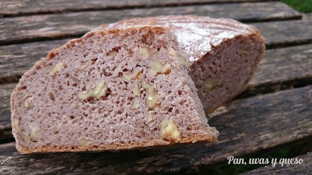 Pan%2Bde%2Bespelta%2By%2Bnueces2.jpg