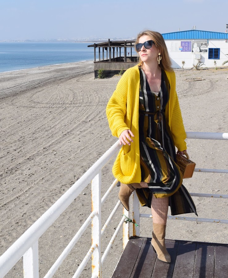 Vestido_rayas_con_botines