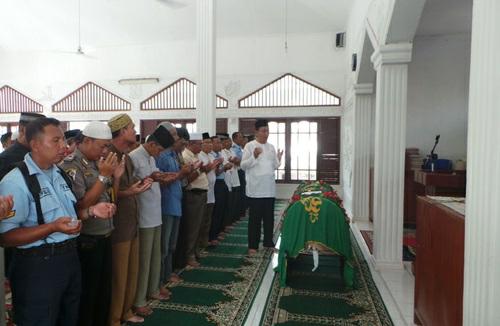 Niat Doa Sholat Jenazah Lafadz Niat Doa Sholat Jenazah Perempuan Dan Laki Laki Arab, Latin Dan Artinya