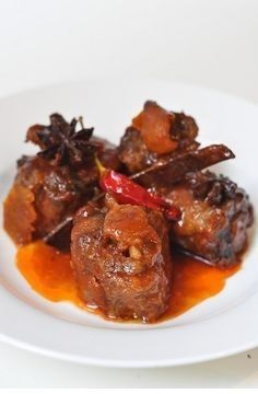 Braised Oxtail With Asian Flavours