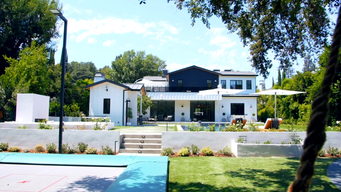 75 Interior Design Photos vs. James Charles $7 Million LA Luxury Mansion Tour