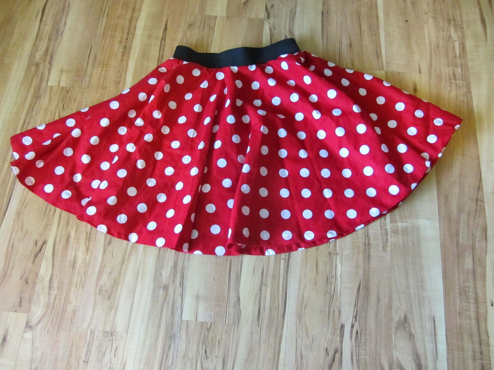 Mashed Potatoes and Crafts: DIY Minnie Mouse Costume