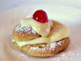 Baked Zepole - FoodisLoveRecipes.com