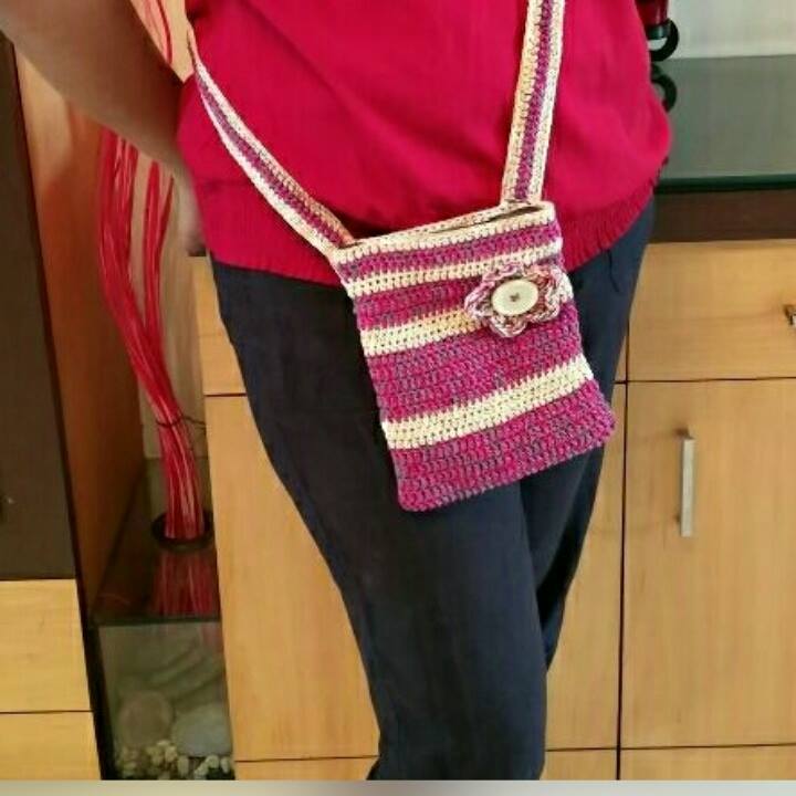 made-with-love-crafts-crochet-sling-bag