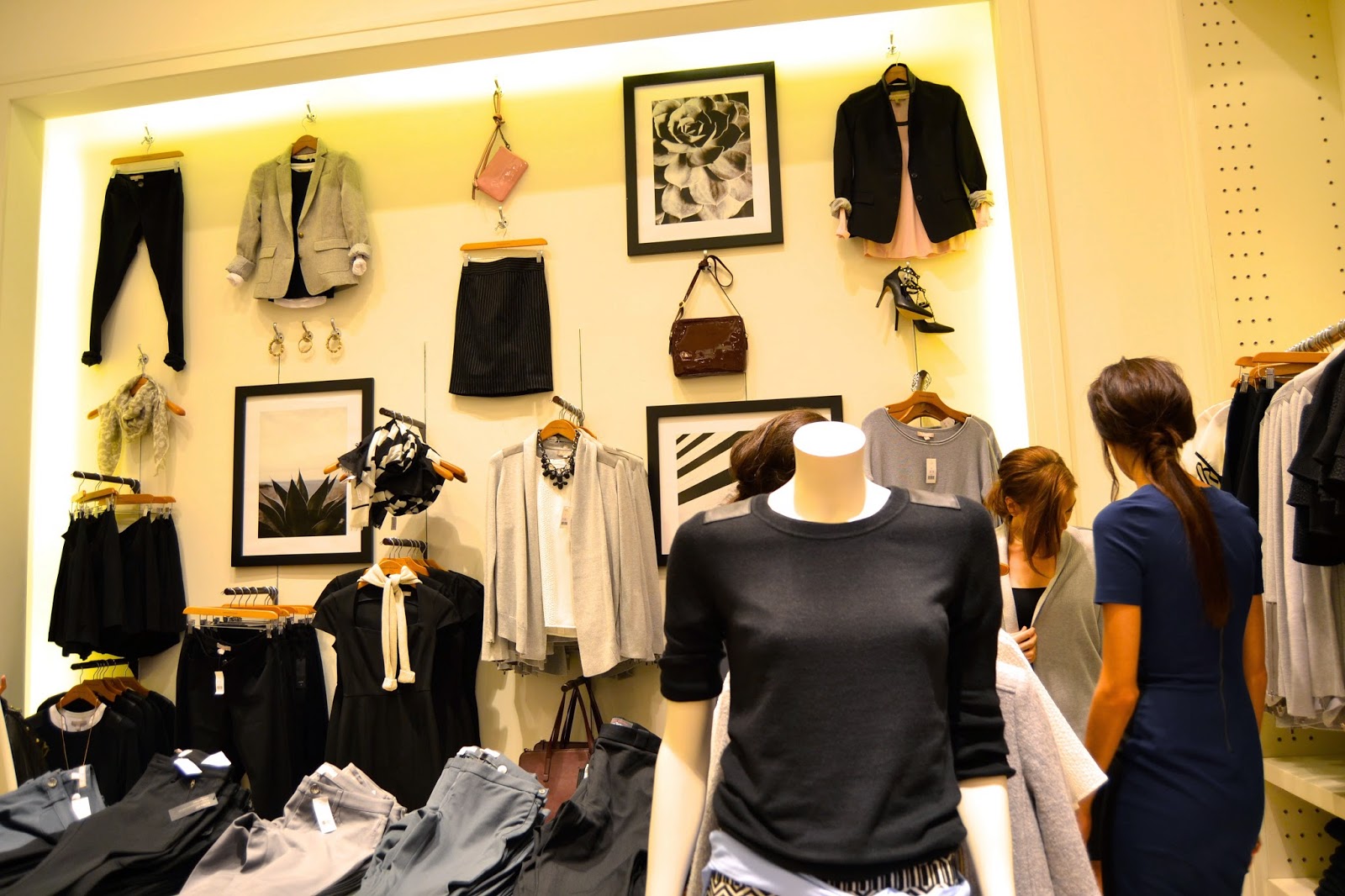 The Style Choreo ROLAND MOURET X BANANA REPUBLIC LAUNCH IN THE DUBAI MALL