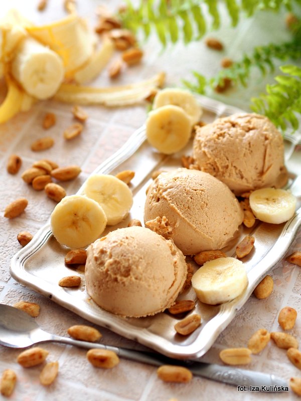 Lody bananowokokosowe z masłem orzechowym Smaczna Pyza