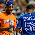 Chapman y Céspedes entre los más de 100 peloteros convertidos en agentes libres