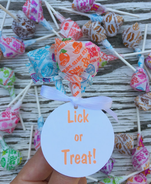 Lick or Treat!  Fun Halloween lollipops | www.jacolynmurphy.com