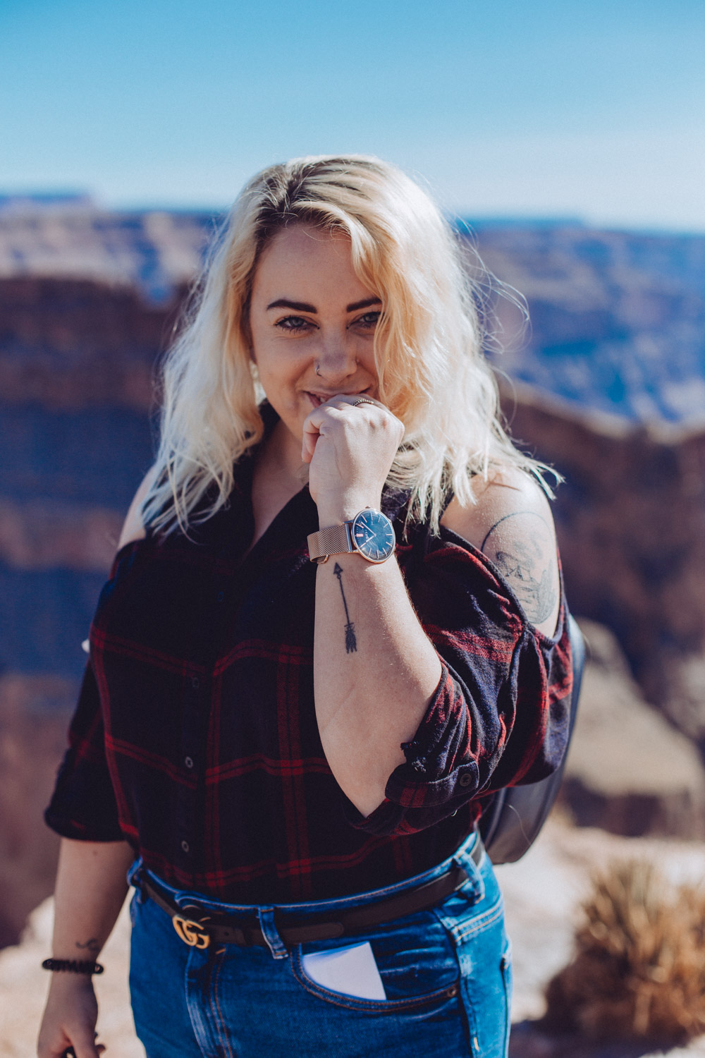 Adexe Watch Meek Grande Black and Rose Gold