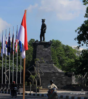 patung ngurah rai bali