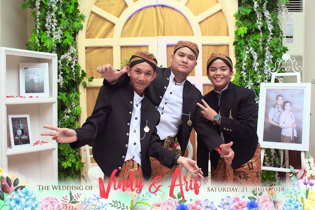 Photobooth Jakarta, Bekasi, Depok, Tangerang, Bogor Photobooth Jakarta, Bekasi, Depok, Tangerang, Bogor