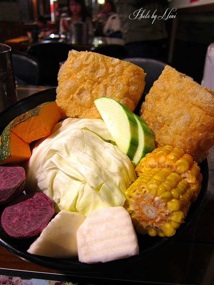 【台中新社美食】菇神景觀複合式餐廳。大呼過癮的養生菇菇餐 【台中新社美食】菇神景觀複合式餐廳。大呼過癮的養生菇菇餐