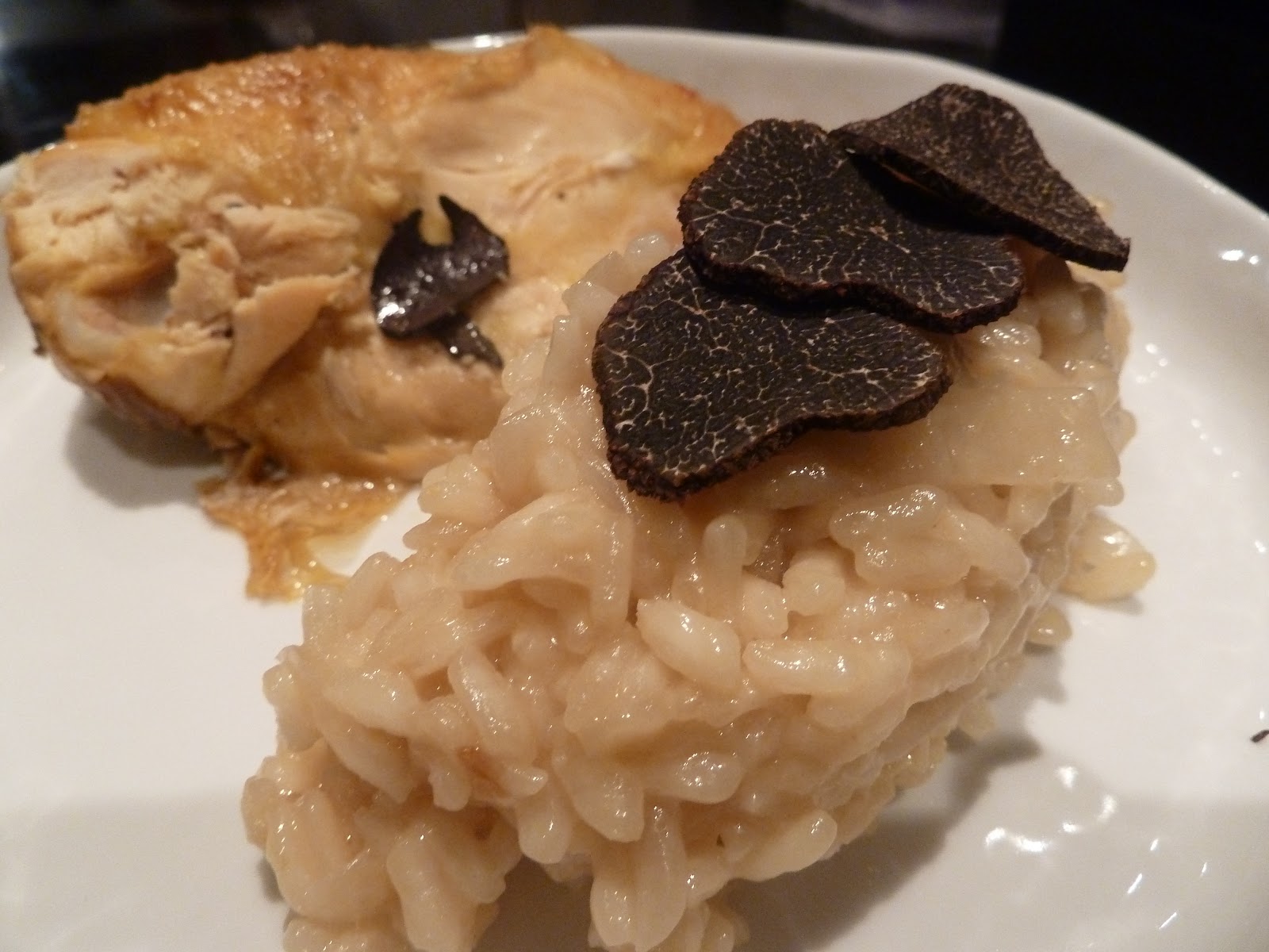 Überall &amp; Nirgendwo: Getrüffeltes Maishähnchen mit Trüffelrisotto