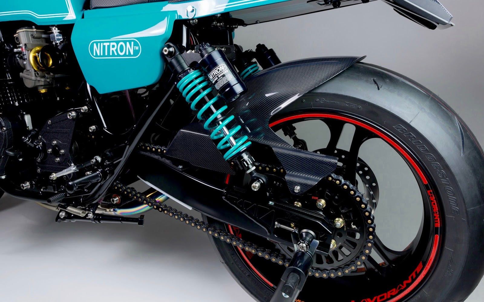 Nitron Kawa Inazuma café racer