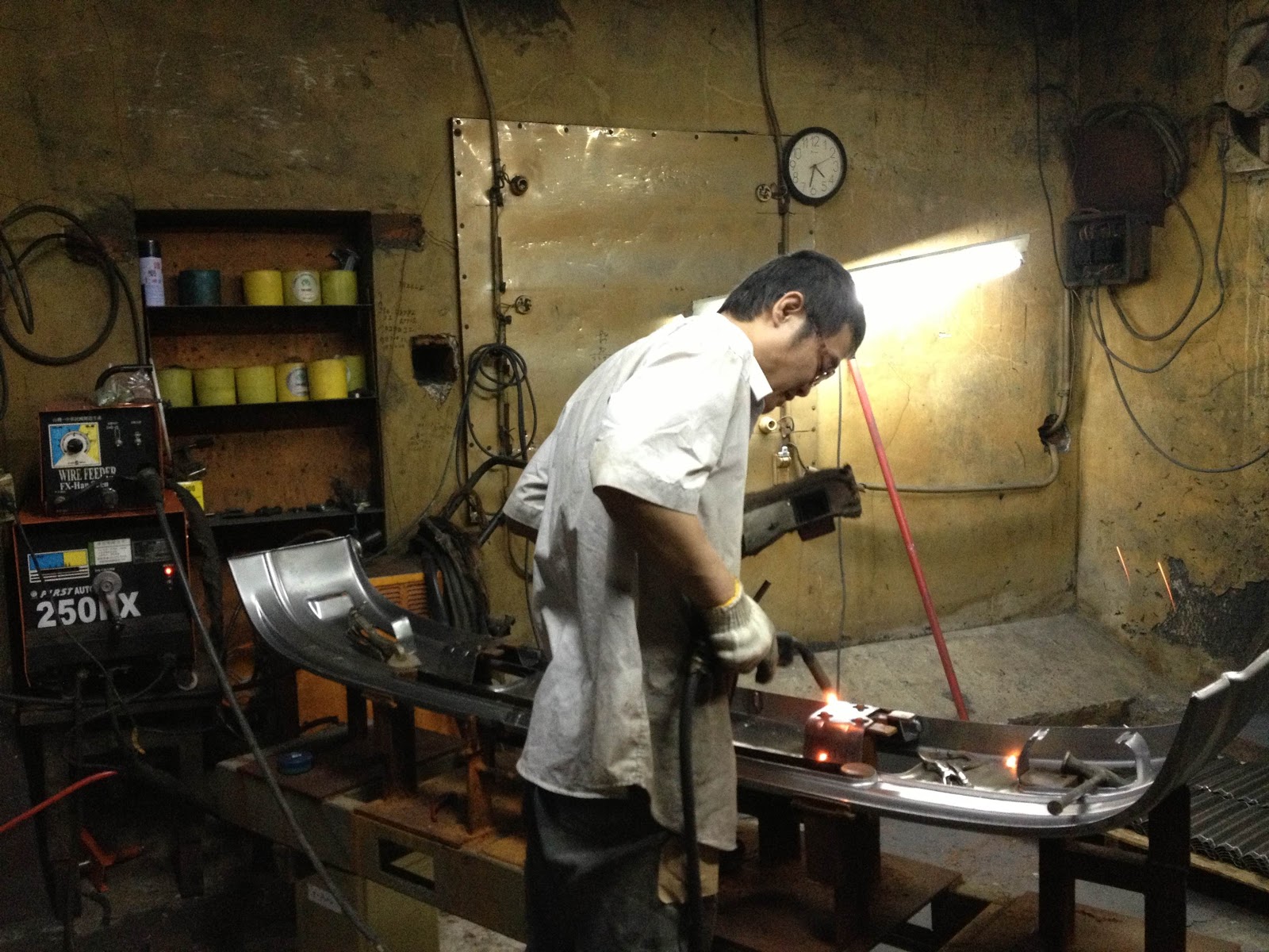 TRUCK BODY PARTS TRUCK BODY PARTS