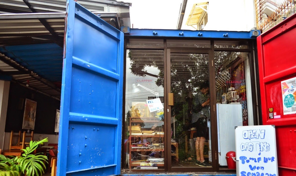 Clapper Movie Cafe Semarang, Unik Dari Kontainer Clapper Movie Cafe Semarang, Unik Dari Kontainer, Informasi Seputar Semarang, Informasi Semarang, Info Semarang, Wisata Semarang, Kuliner Semarang, Jajanan Semarang, Cafe Semarang, Hotel Semarang, Penginapan Semarang,