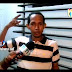 Video – Le cortan los cabellos a cantante urbano en redada Video – Le cortan los cabellos a cantante urbano en redada