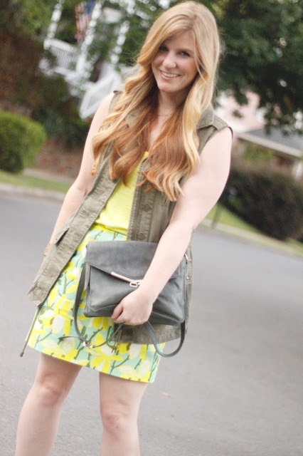 how to wear a green military vest olive green military vest with neon heels