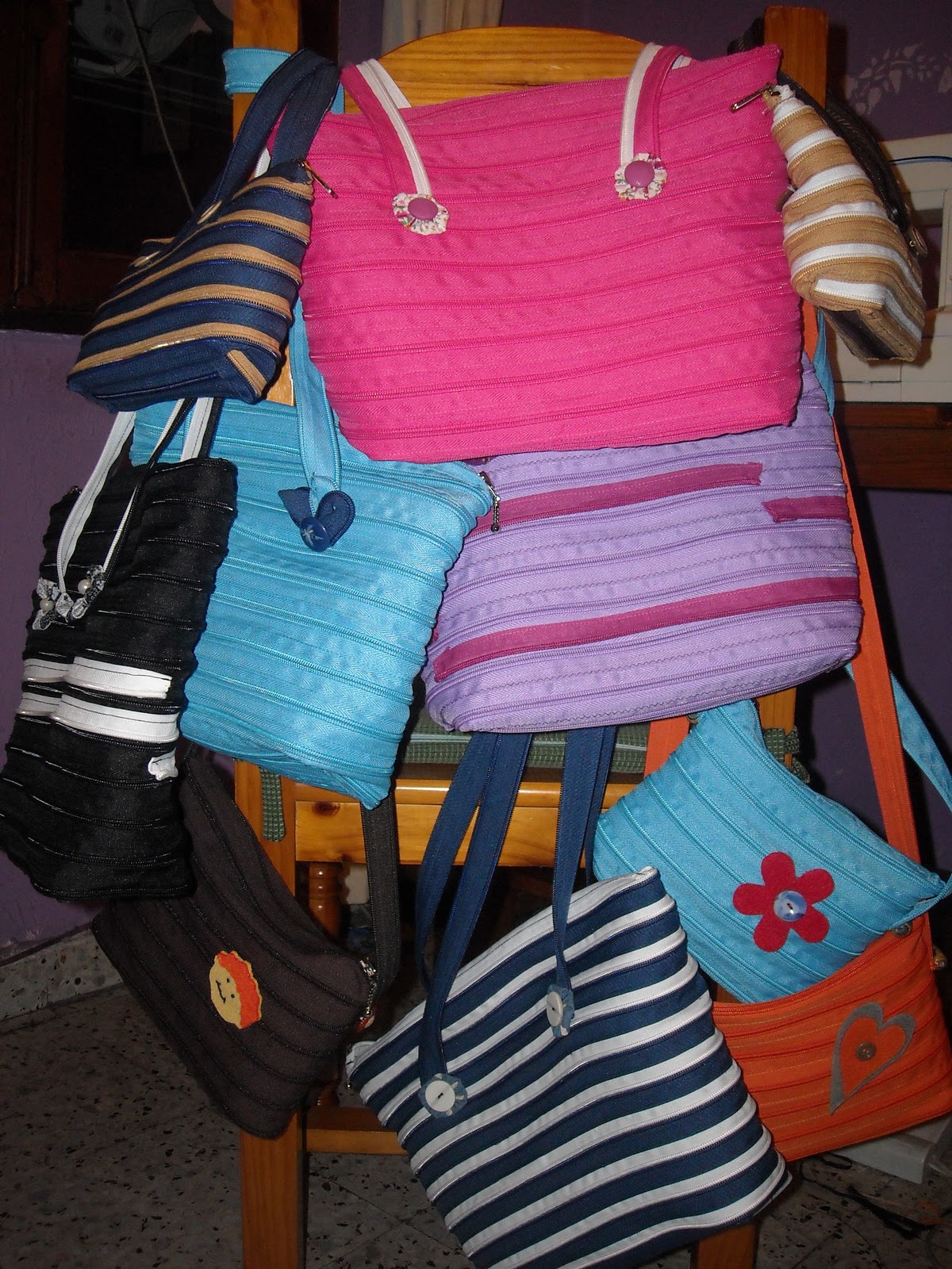 Las Tsabores Esmeneiradas: Bolsos De Cremalleras