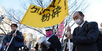 Demo Jomblo Minta Jodoh Paling Heboh di Dunia Demo Jomblo Minta Jodoh Paling Heboh di Dunia