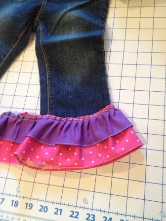 Just give me a needle!: Adding ruffles to RTW jeans - Tutorial