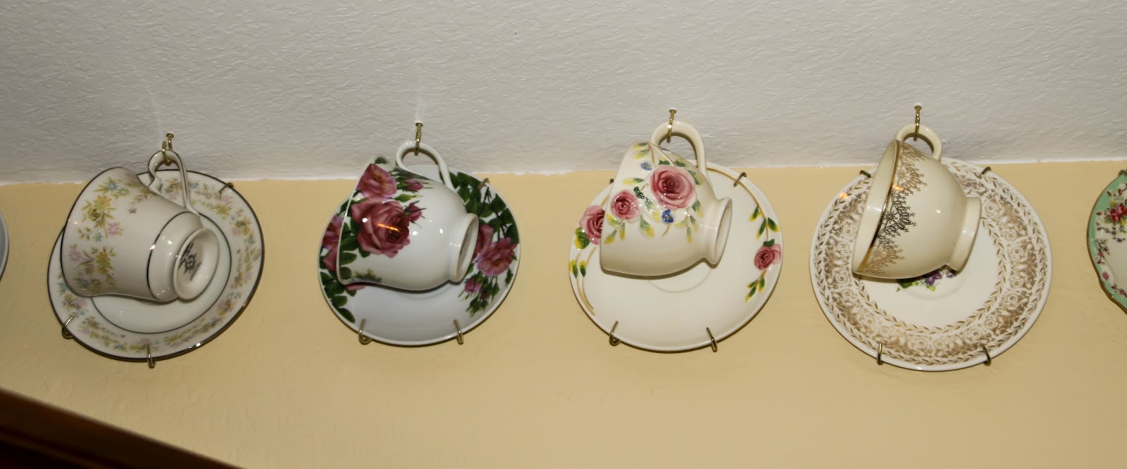 Mud Pies and Tea Parties: Tea Room Decor