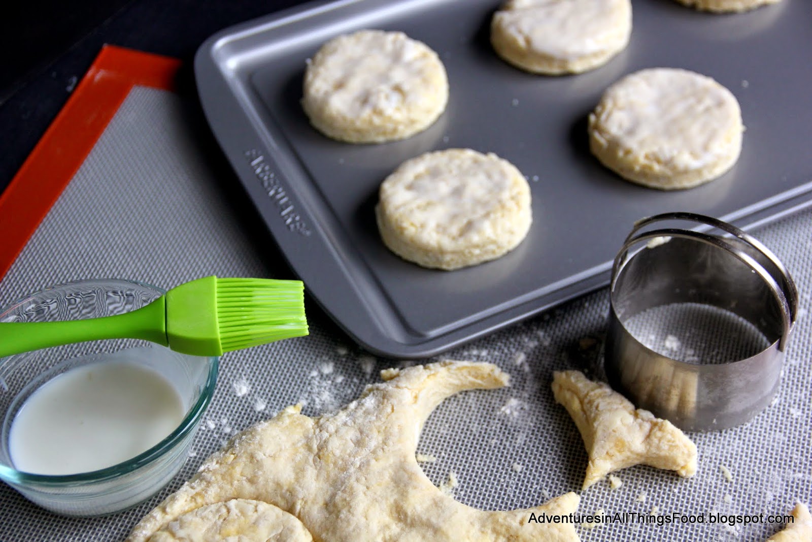 Adventures in all things food Buttermilk Turkey Gravy over Mashed
