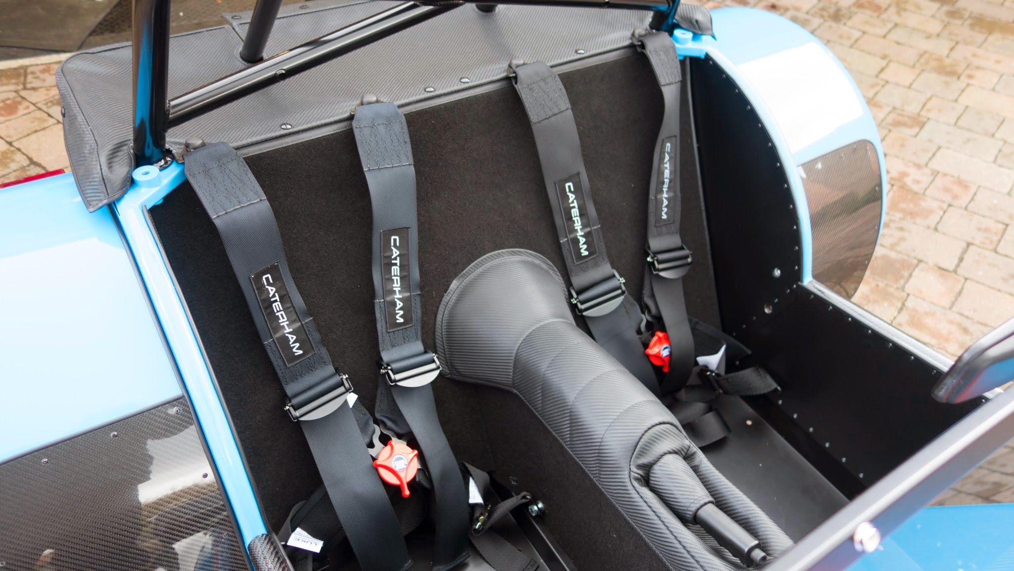 The 620R harnesses, you'll  notice the drivers side ones are a slightly blue colour - so these will be changed.