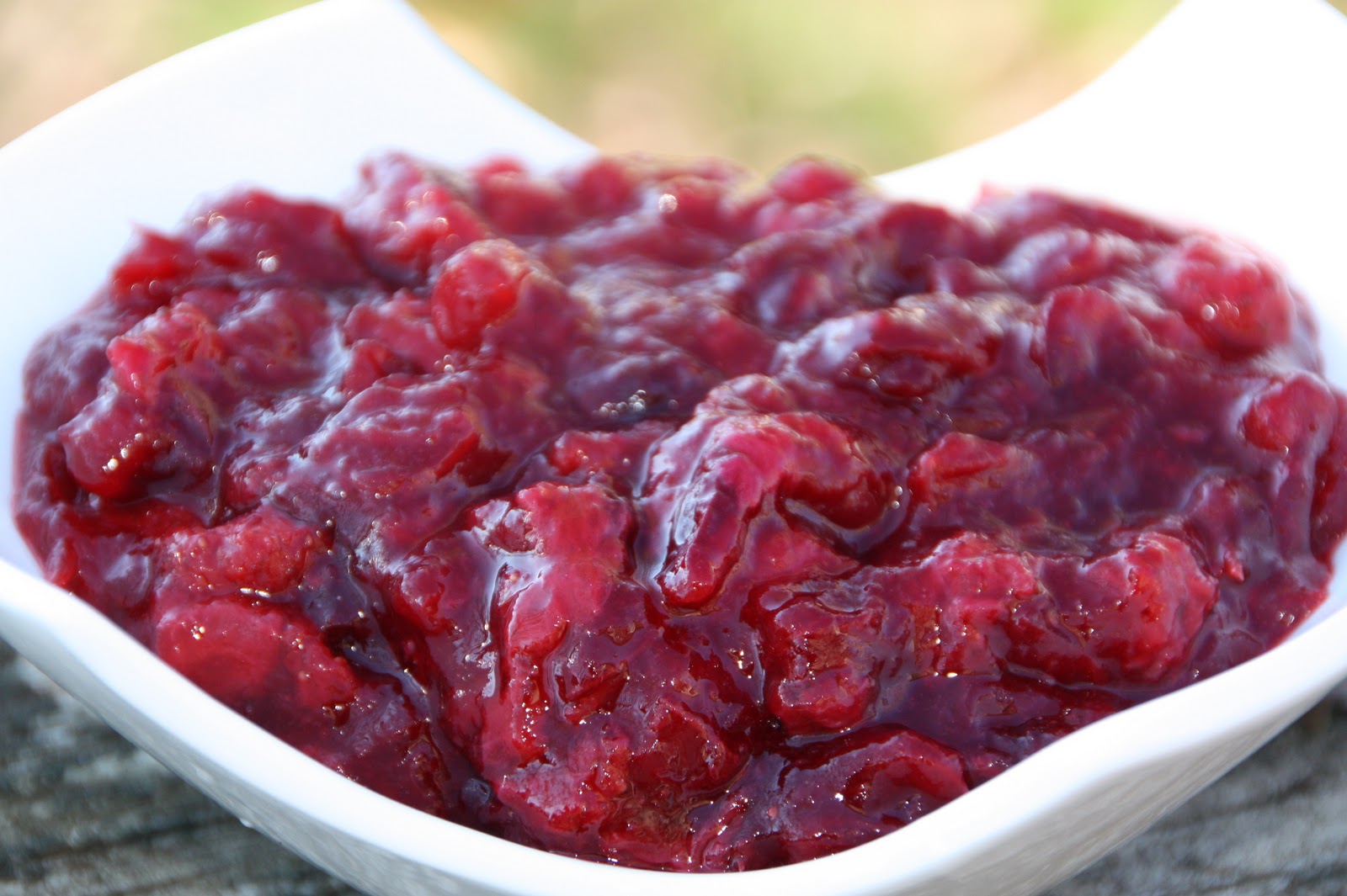 EVERYDAY SISTERS: Thanksgiving101 - Cranberry Strawberry Compote