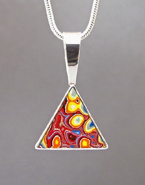 17-Cindy-Dempsey-Motor-Agate-Fordite-Paint-Jewellery-www-designstack-co