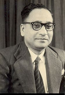 Shambu Nath De Shambu Nath De was born in 1st Feb. 1915 in the small village of Garibati near Calcutta. He did his Ph.D. in London in medicine and came back to work at Neal Ratan Sircar Medical College, Calcutta. His main discovery was of the poisonous or toxic substance, 'enterotoxin' that causes Cholera and was published in Nature in 1959. However his discovery could get no recognition or even attention, till his death in 1985.
