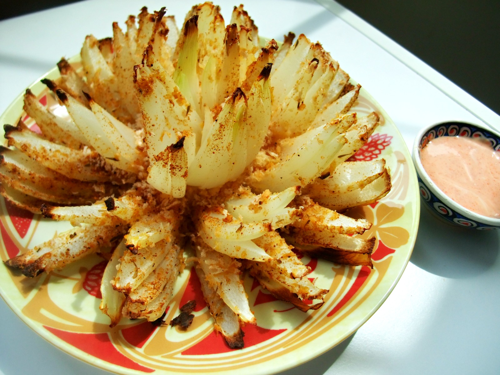 Susan's SavourIt! OvenBaked Onion Blossom...