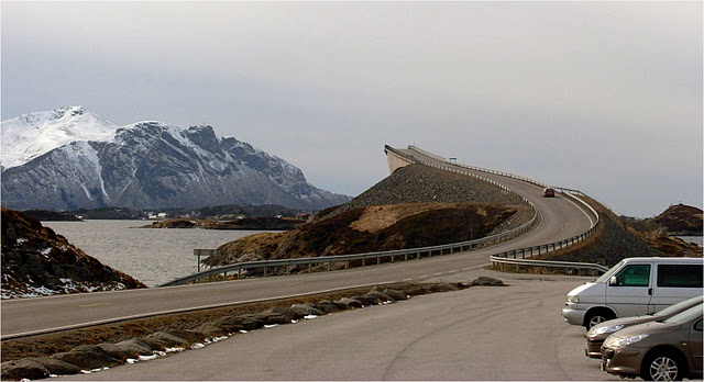 jembatan putus