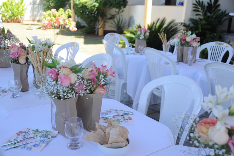 Resultado de imagem para noivado convidados