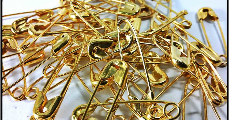 булавка приметы