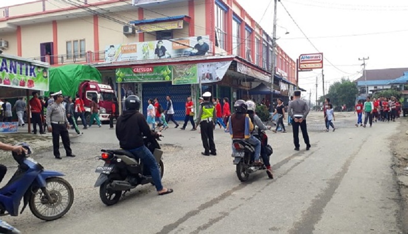 HUT GKNI Ke 41 Gelar Jalan Sehat HUT GKNI Ke 41 Gelar Jalan Sehat