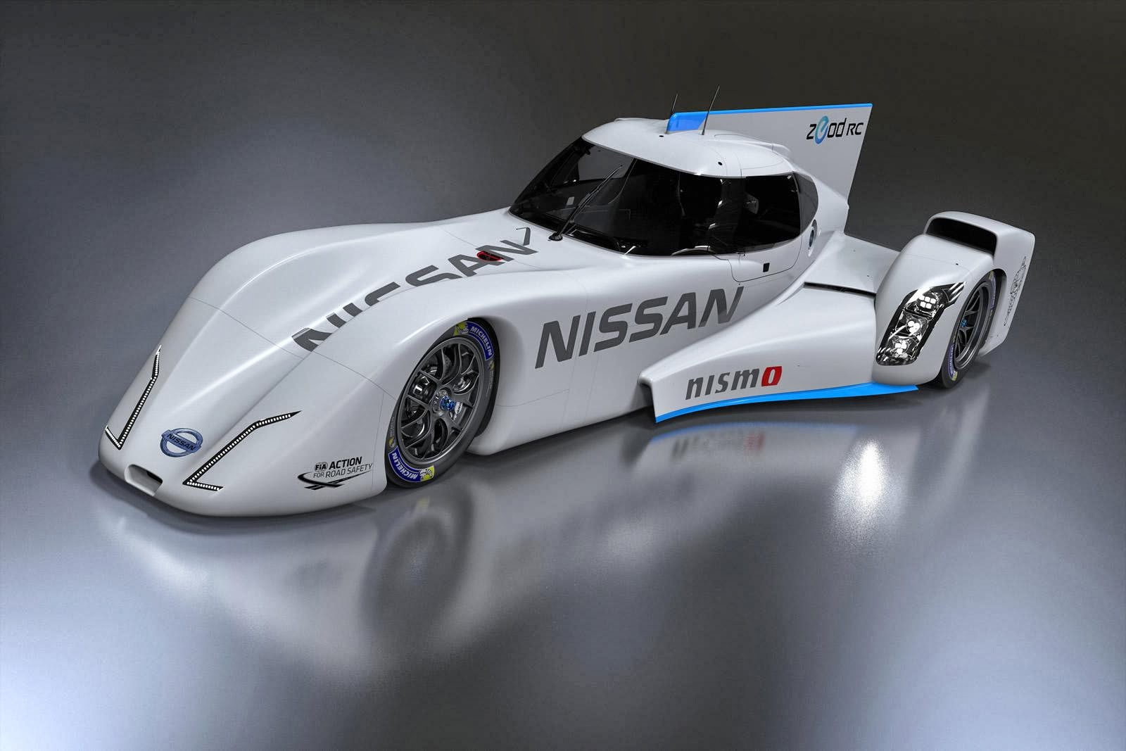 24 Hours of le mans nissan delta wing #10