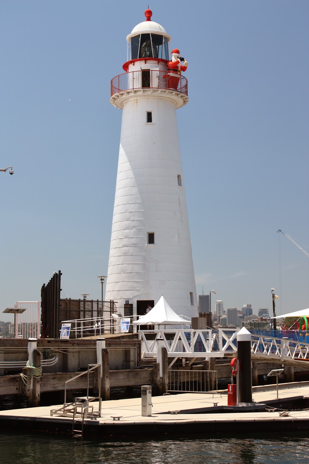 Sydney City and Suburbs Darling Harbour, lighthouse, Santa Fest