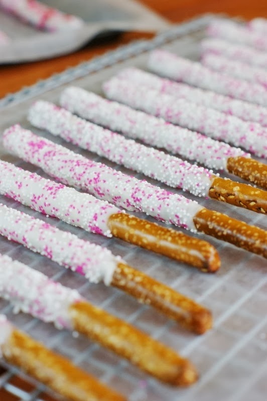 Valentines White ChocolateDipped Pretzel Rods The Kitchen is My