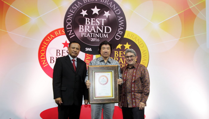 Honda BeAT dan Supra Sabet Merek Terbaik 2016 di Indonesia