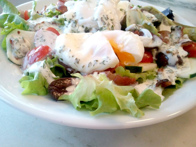 Mixed Greens with Poached Eggs and Summer Herb Vinagrette