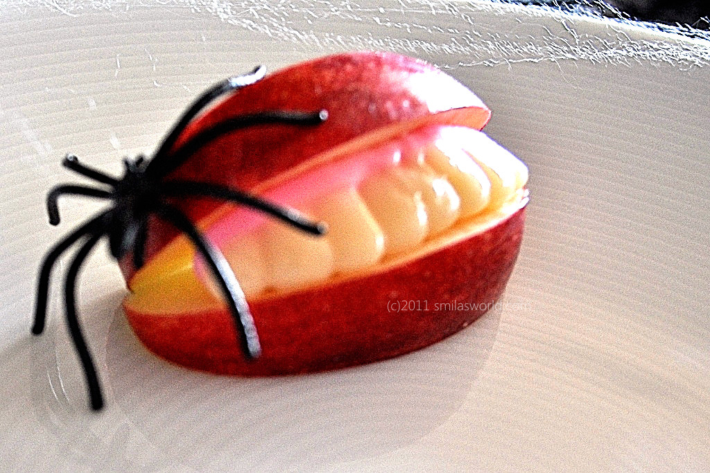 Gesundes Apfel Gebiss Halloween Essen — Rezepte Suchen