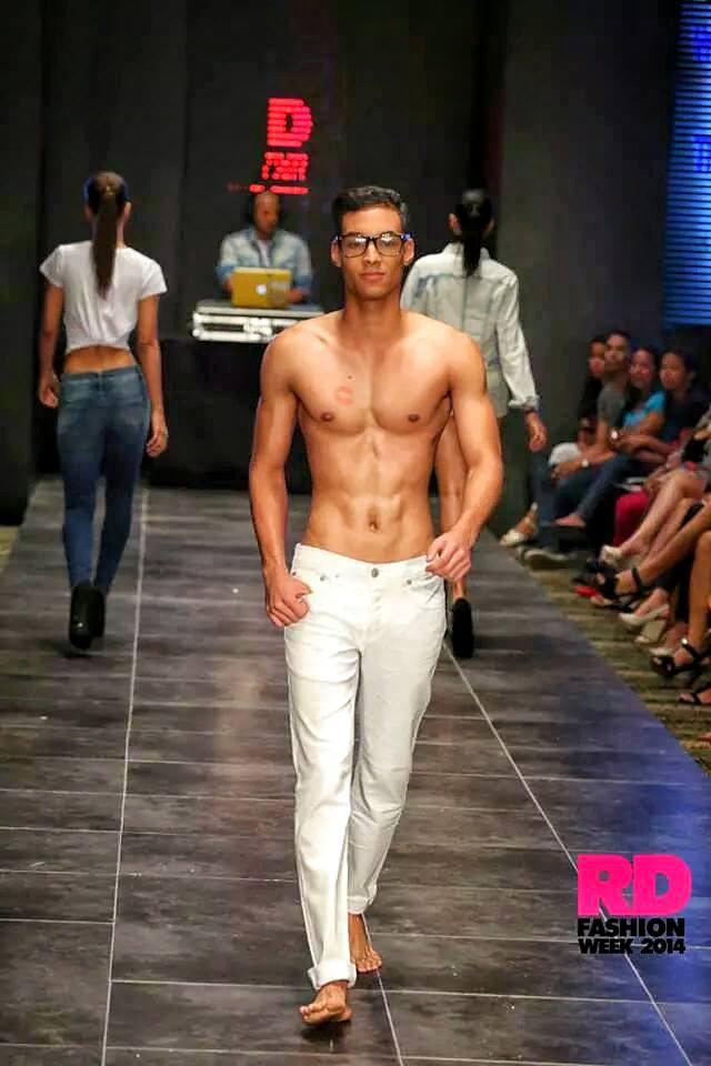 Lawrence Maria Men Universe Model Dominican Republic 2015 Apollo