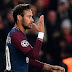 Neymar retira proteção na perna e tratamento evolui bem