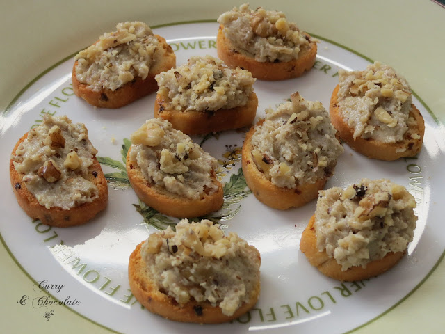 Crema de gorgonzola y nueces - Gorgonzola and walnuts spread Crema de gorgonzola y nueces - Gorgonzola and walnuts spread