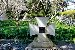situs makam jerman arca domas bogor