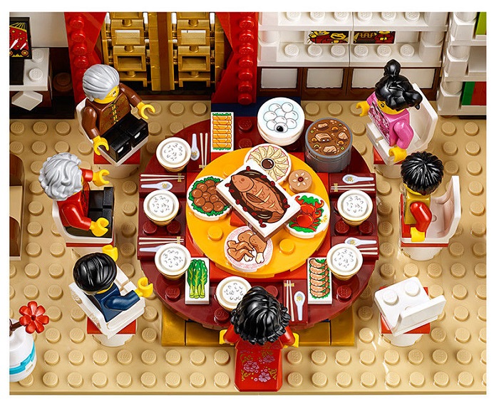 Chinese new year's eve dinner 657+pcs Chinese New Year Eve Dinner & Dragon Dance LEGO Sets For Malaysians